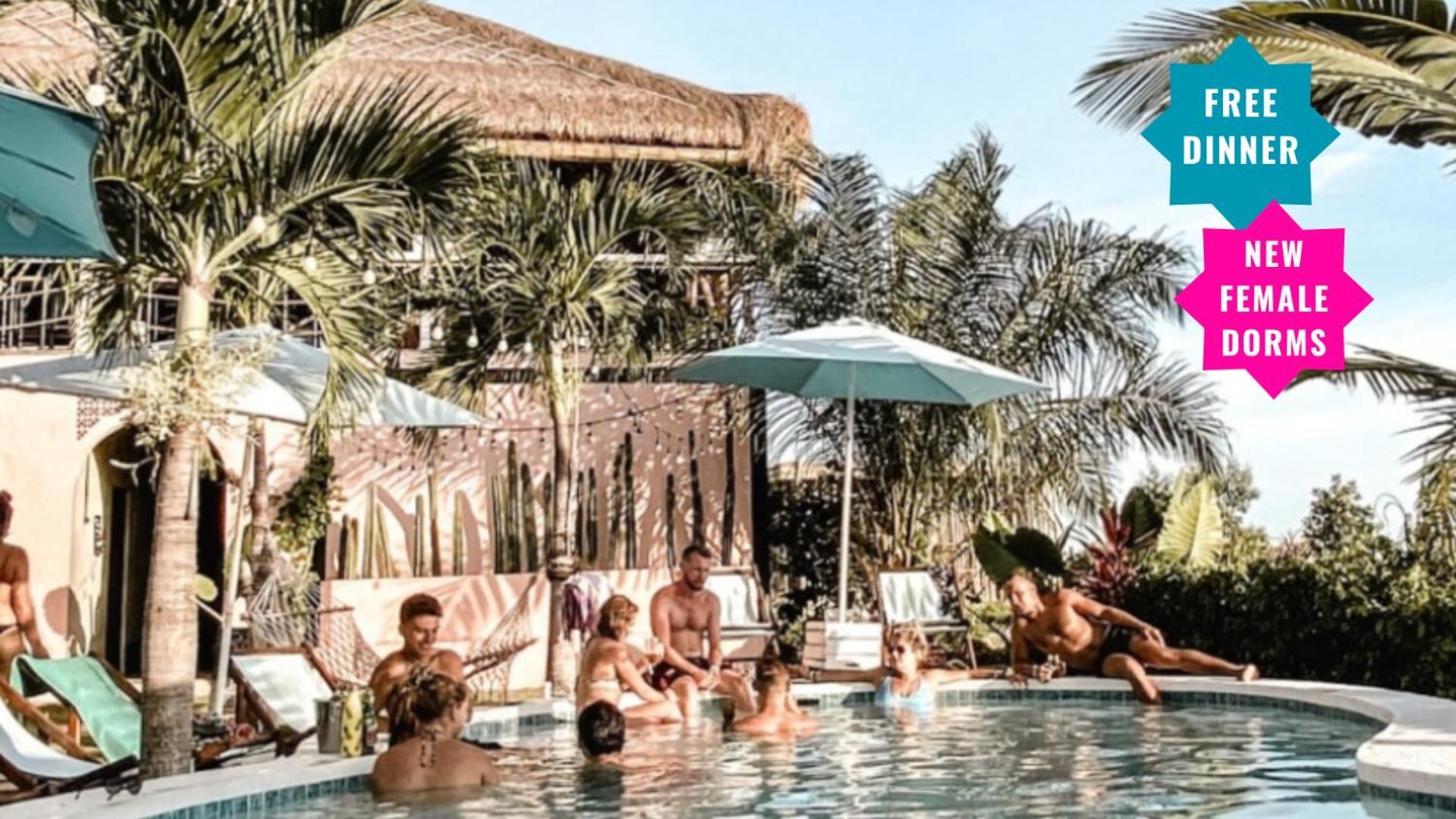 Clandestino Hostel Canggu Екстер'єр фото